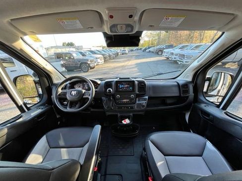 Used 2025 RAM ProMaster 3500 w/ Convenience Group FWD image 21