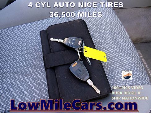 Used 2008 Chrysler Sebring LX FWD image 38