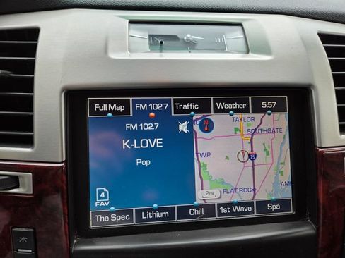 Used 2013 Cadillac Escalade Premium AWD/4WD image 35