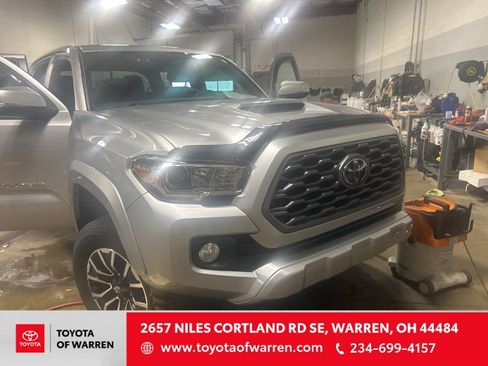 Used 2023 Toyota Tacoma TRD Sport image 1