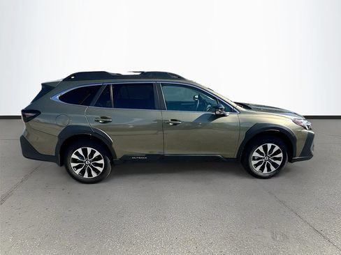 Used 2024 Subaru Outback Limited AWD/4WD image 8