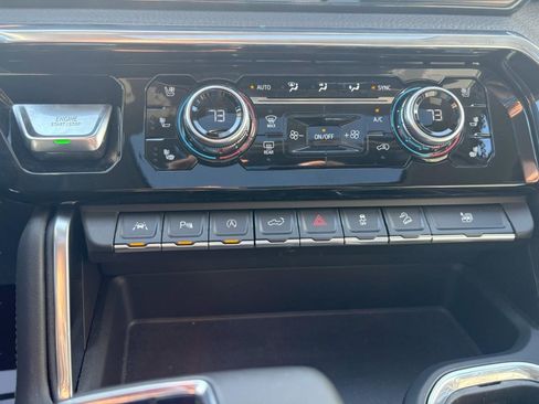 Used 2023 GMC Sierra 1500 Denali w/ Denali Reserve Package image 18