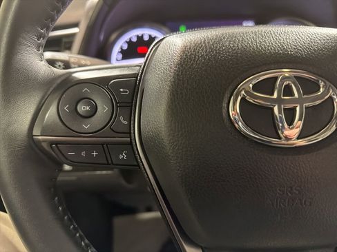 Used 2023 Toyota Camry SE image 26