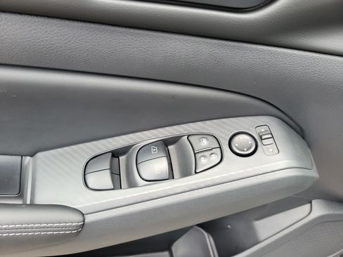 New 2026 Nissan Altima 2.5 SV w/ SV Premium Package FWD image 13