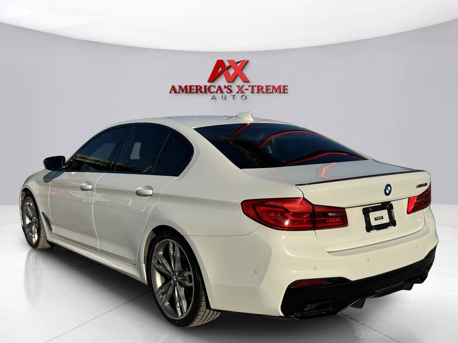 Used 2019 BMW M550i xDrive AWD/4WD image 4