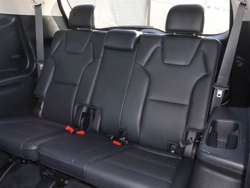 Used 2025 Kia Telluride S image 10