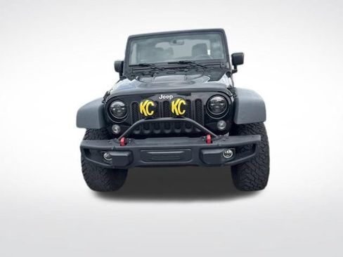 Used 2015 Jeep Wrangler Rubicon AWD/4WD image 3
