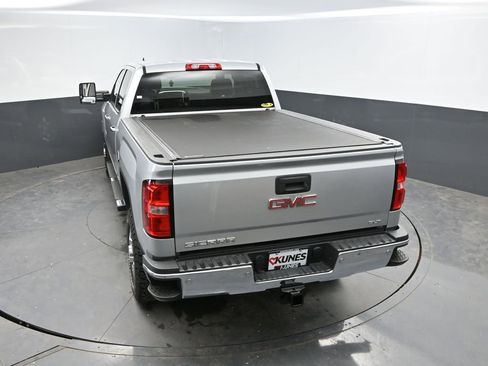 Used 2017 GMC Sierra 2500 SLT w/ Duramax Plus Package AWD/4WD image 31