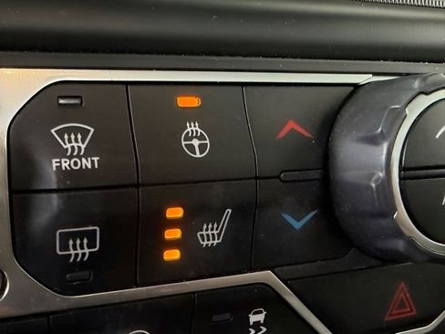 Used 2020 Jeep Gladiator Mojave image 31