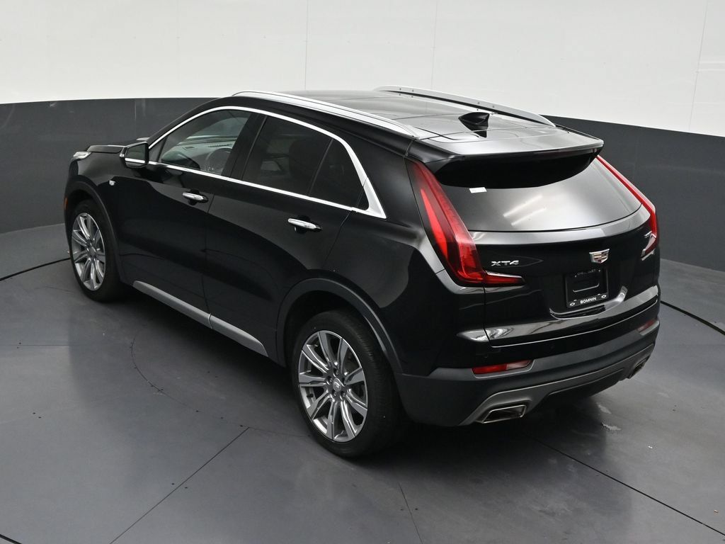 Used 2023 Cadillac XT4 Premium Luxury w/ Driver Assist Package FWD image 17