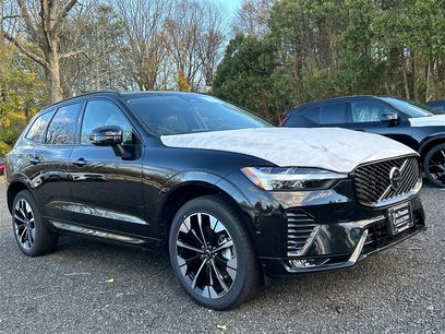 New 2026 Volvo XC60 B5 Plus w/ Protection Package Premier