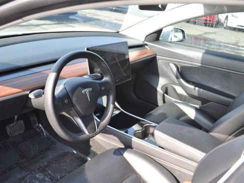 Used 2019 Tesla Model 3 Performance AWD/4WD image 9