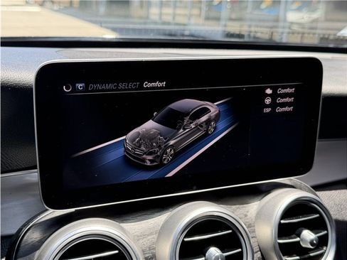 Used 2019 Mercedes-Benz C 300 Sedan image 53