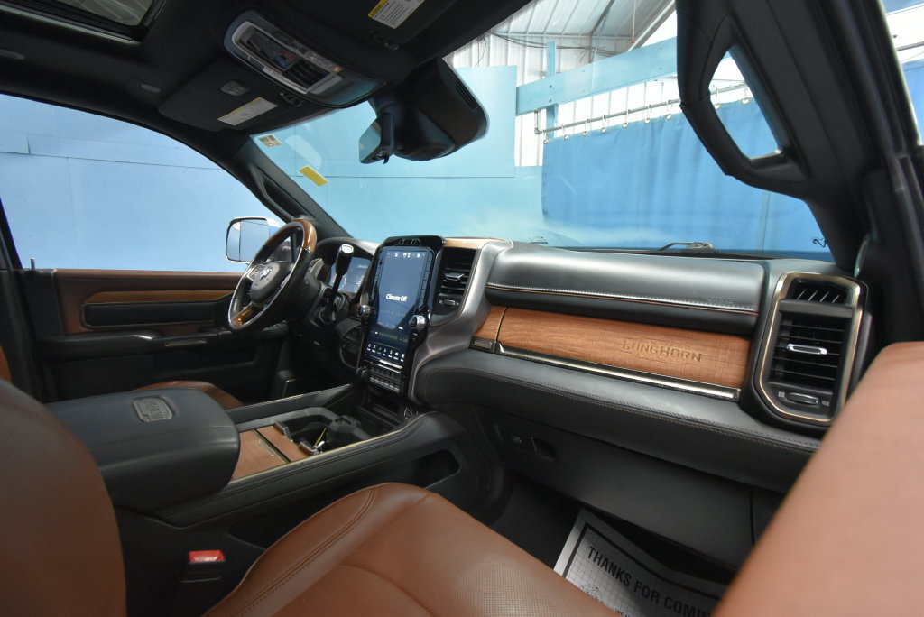 Used 2022 RAM 3500 Limited AWD/4WD image 27