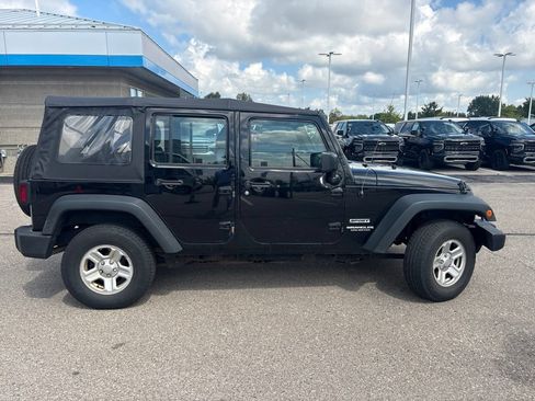 Used 2016 Jeep Wrangler Unlimited Sport w/ Trailer Tow Group AWD/4WD image 9