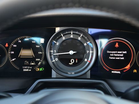 Certified 2024 Porsche 911 Carrera 4S image 16