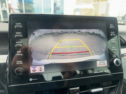 Used 2021 Toyota Camry XSE FWD image 14