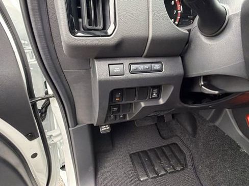 New 2026 Nissan Frontier PRO-4X w/ Pro-4x Convenience Package image 30