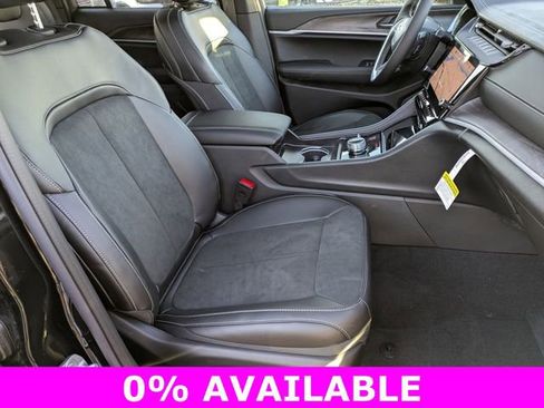 New 2026 Jeep Grand Cherokee Altitude image 28