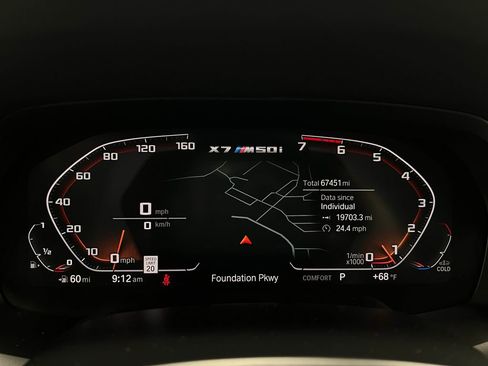 Used 2022 BMW X7 M50i w/ Cold Weather Package image 25