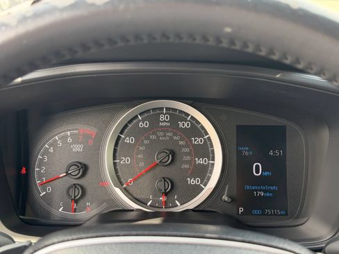 Used 2021 Toyota Corolla SE FWD image 19