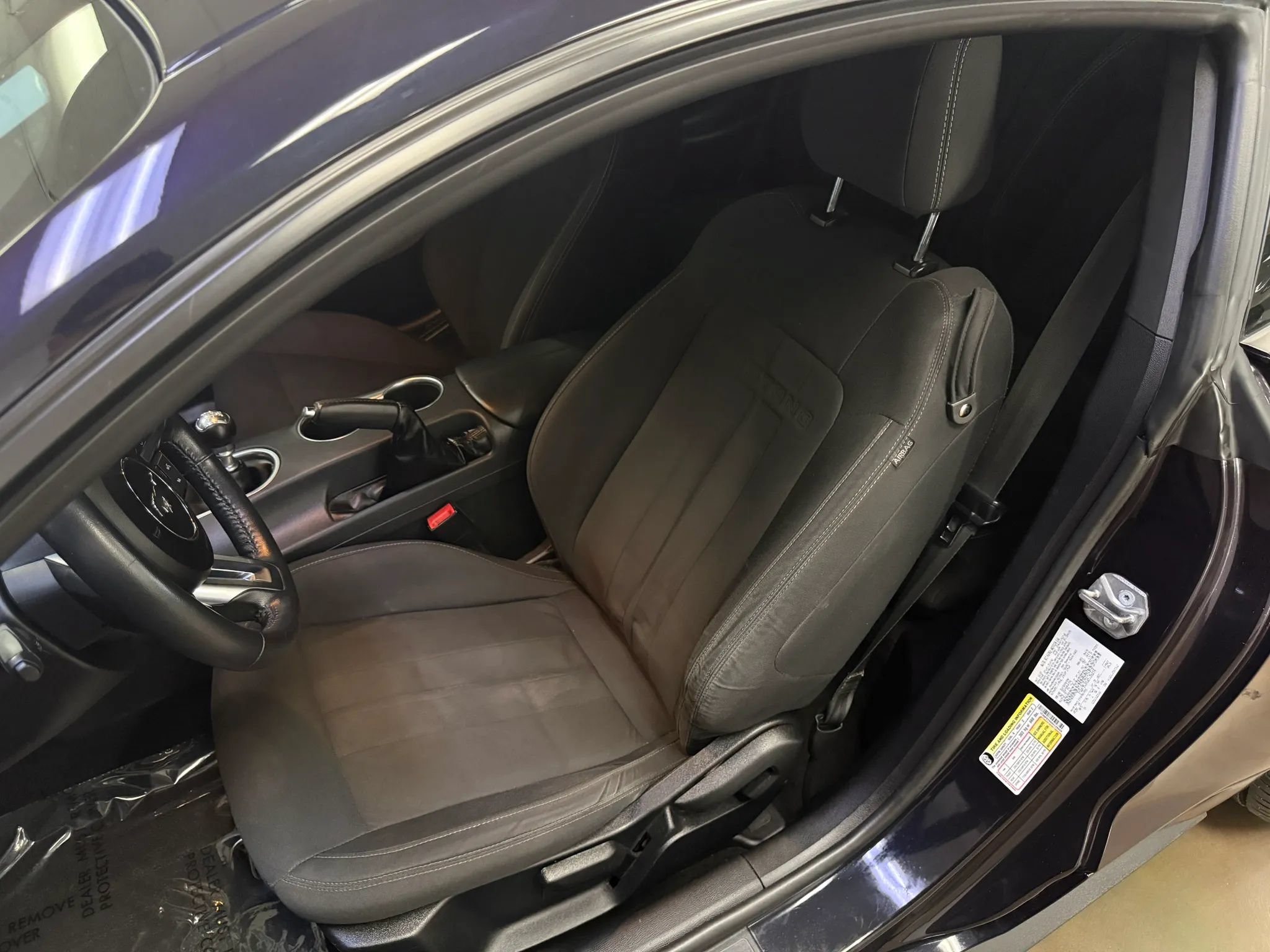 Used 2022 Ford Mustang Coupe RWD image 13