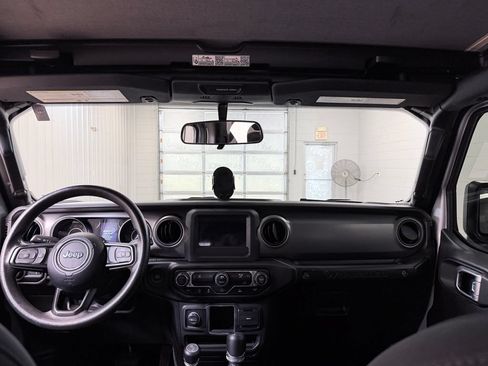 Used 2023 Jeep Wrangler Unlimited Sport AWD/4WD image 23