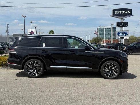 New 2026 Lincoln Aviator Reserve AWD/4WD image 2
