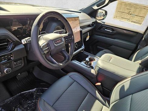 New 2026 GMC Yukon AT4 w/ AT4 Premium Plus Package AWD/4WD image 3