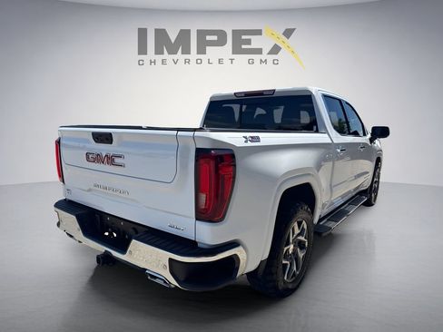 Used 2023 GMC Sierra 1500 SLT w/ SLT Premium Plus Package AWD/4WD image 5