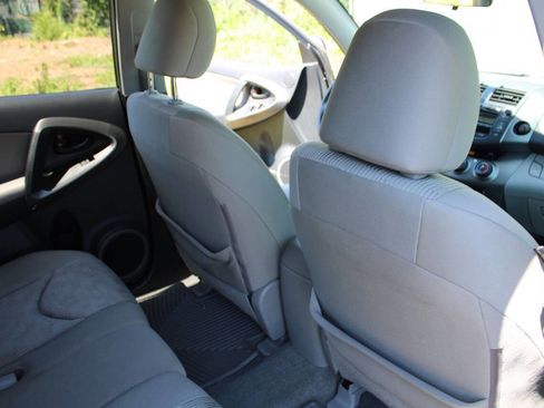 Used 2011 Toyota RAV4 4WD w/ Base L4 Extra Value Pkg image 33
