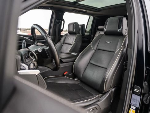 Used 2021 Cadillac Escalade ESV Sport w/ Driver Assist Tech Package AWD/4WD image 24