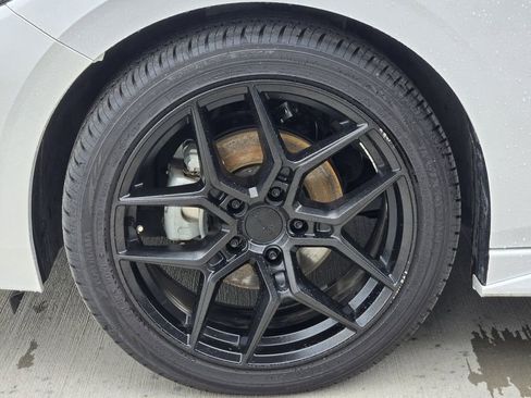 Used 2024 Nissan Sentra SR w/ SR Premium Package FWD image 12