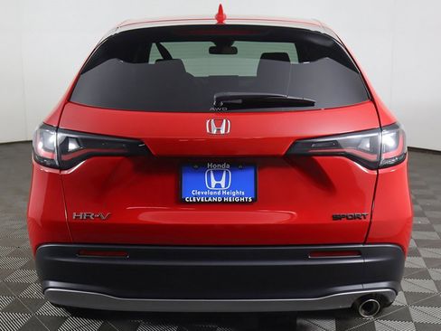 Used 2025 Honda HR-V Sport image 11