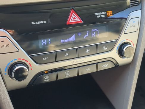 Used 2017 Hyundai Elantra Limited w/ Cargo Package image 19