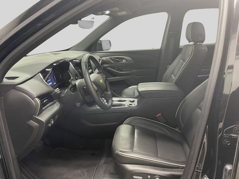 Used 2023 Chevrolet Traverse Premier AWD/4WD image 16
