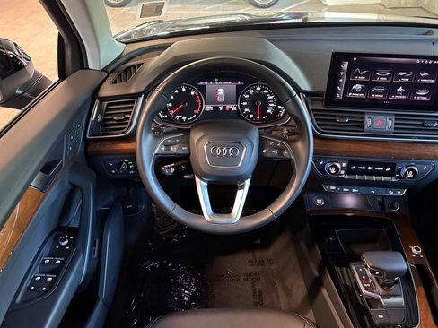 Used 2023 Audi Q5 2.0T Premium w/ Convenience Package AWD/4WD image 15