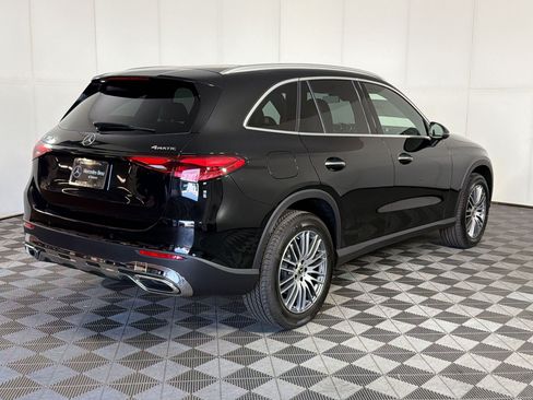 Used 2026 Mercedes-Benz GLC 300 4MATIC image 9