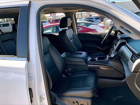 Used 2019 GMC Yukon XL SLT w/ Open Road Package image 8