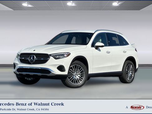 Used 2026 Mercedes-Benz GLC 300 image 1