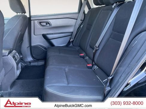 Used 2024 Nissan Rogue S FWD image 13
