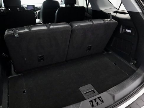 Used 2022 Ford Explorer Limited w/ Equipment Group 301A image 16