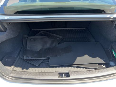 Used 2025 Volvo S60 B5 Plus FWD image 15