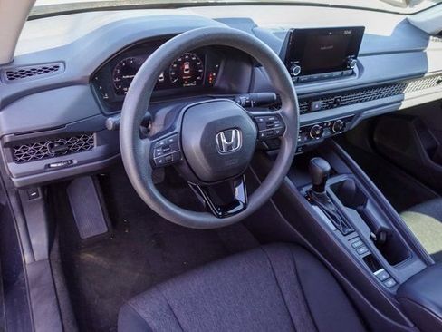 Used 2023 Honda Accord LX image 10