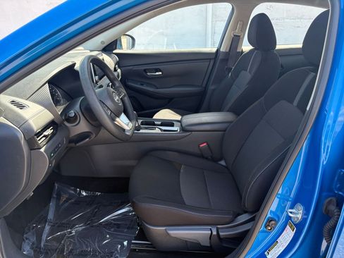 Used 2025 Nissan Sentra SV image 24