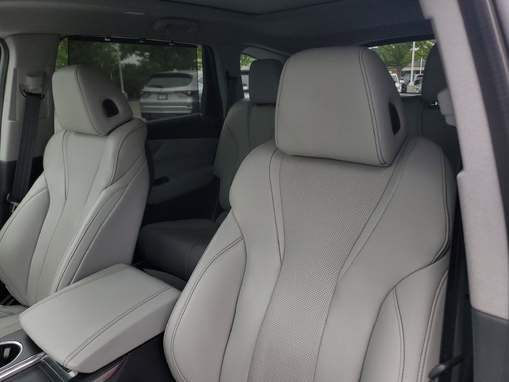 Certified 2023 Acura MDX w/ Technology Package FWD image 18