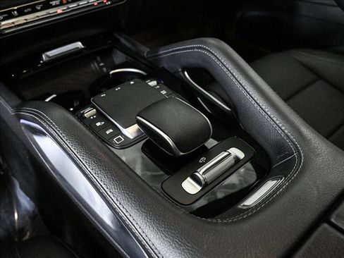 Used 2026 Mercedes-Benz GLS 450 4MATIC image 13