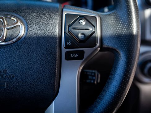 Used 2014 Toyota 4Runner Limited image 28