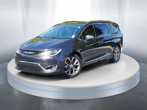 Used 2020 Chrysler Pacifica Limited w/ Tire & Wheel Group image 20
