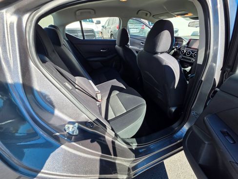 Used 2023 Nissan Sentra SV FWD image 14